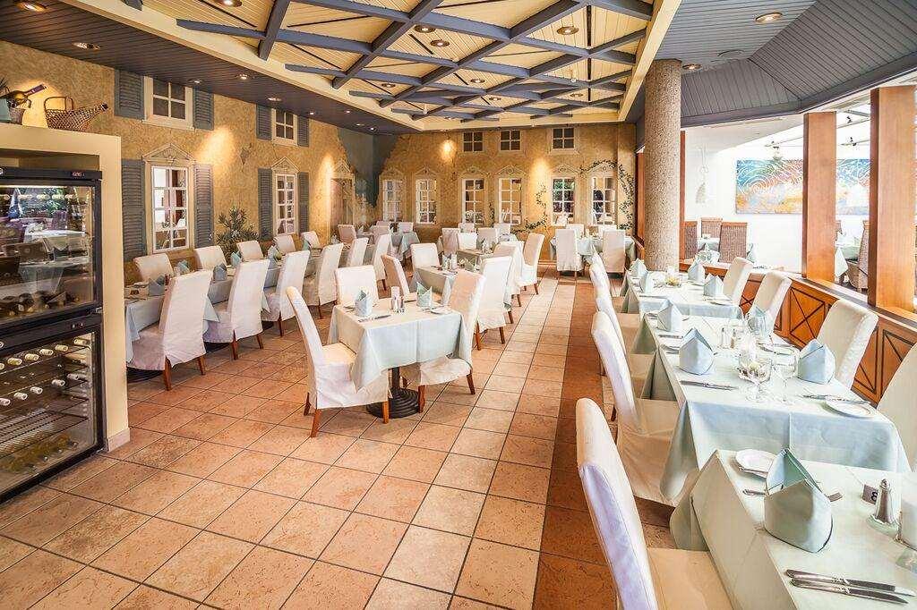 Hotel Bredeney 4*