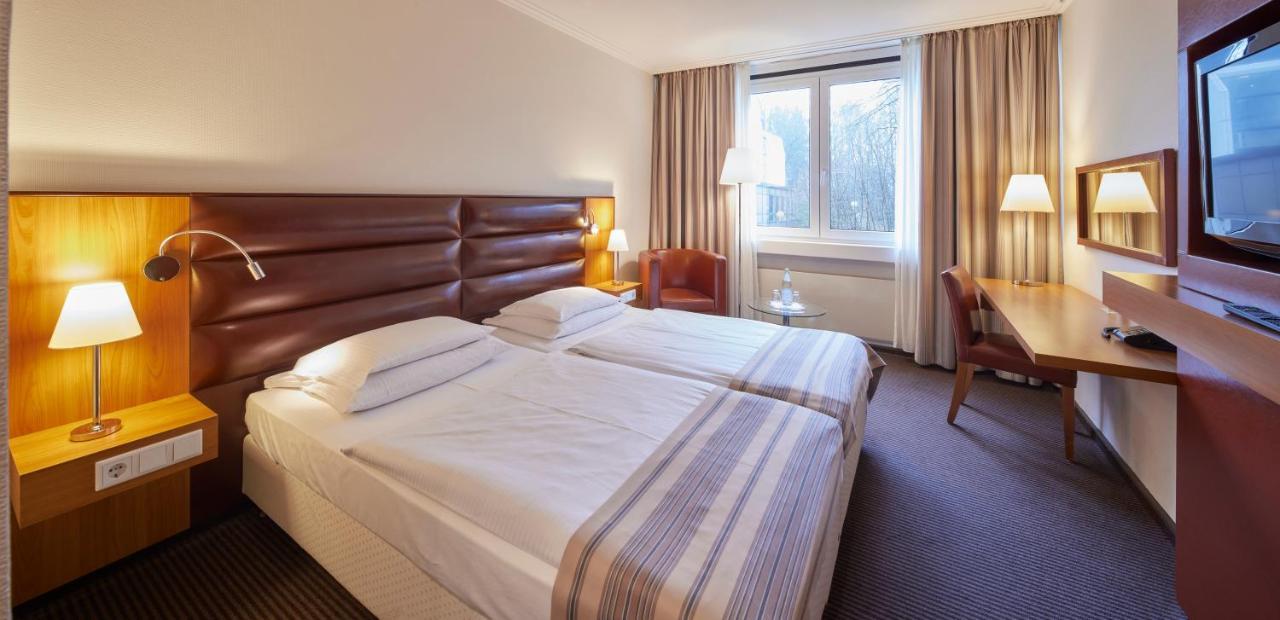 Bredeney Hotel 4*